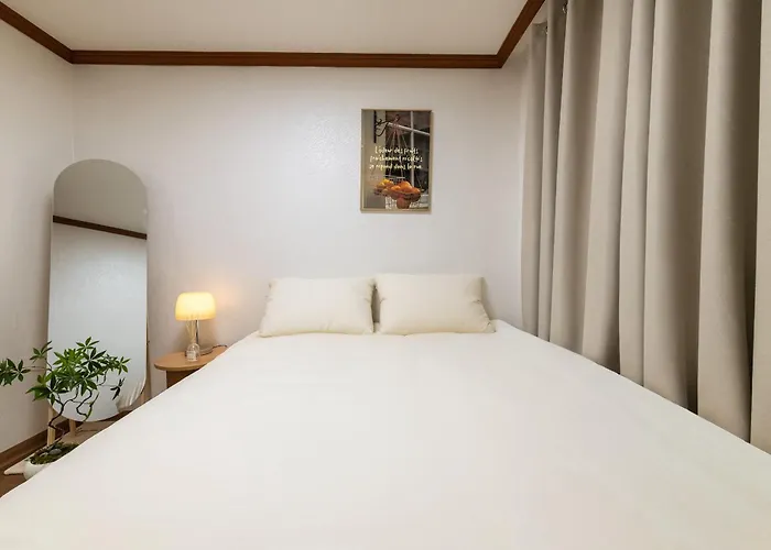 Open Deal! Line 2 And 7 Station Area, Seongsu, Forest, River, Airport Bus 2min ヴィラ *