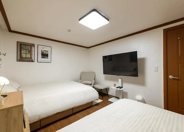 Open Deal! Line 2 And 7 Station Area, Seongsu, Forest, River, Airport Bus 2min ヴィラ ソウル特別市
