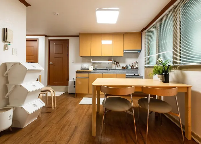 Open Deal! Line 2 And 7 Station Area, Seongsu, Forest, River, Airport Bus 2min ヴィラ *